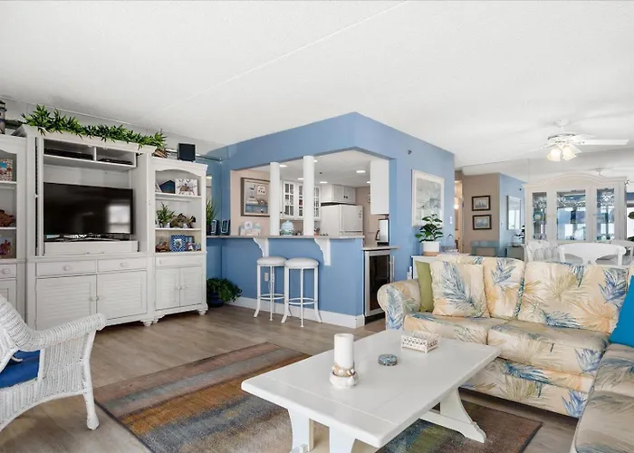 3 Bedroom, 2 Bath Ocean Front Unit In The Capri Holiday home Ocean City