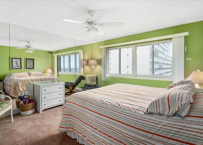 Holiday home 3 Bedroom, 2 Bath Ocean Front Unit In The Capri Ocean City